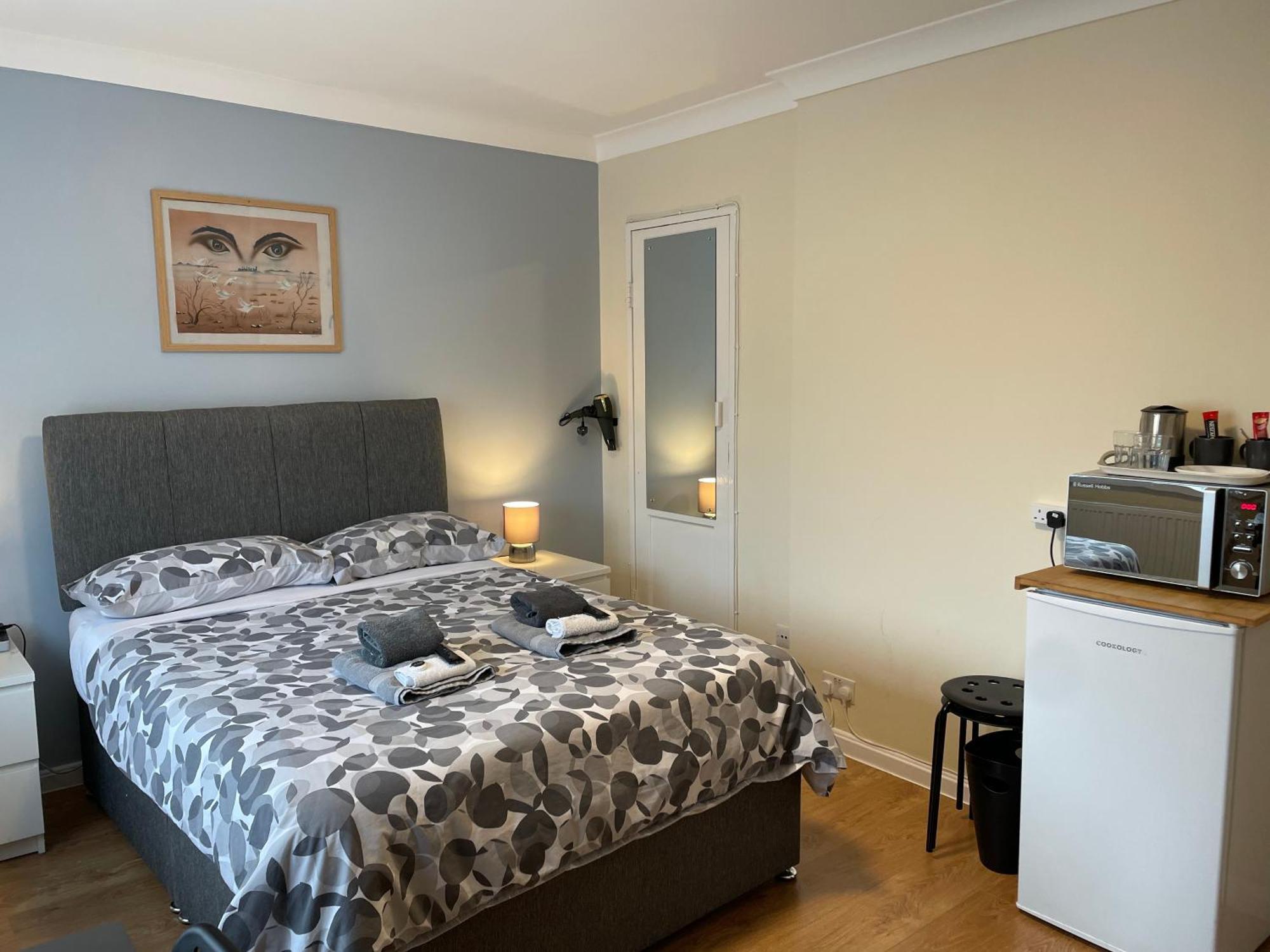 Kensal Lodge 2 Guest House Лондон Экстерьер фото